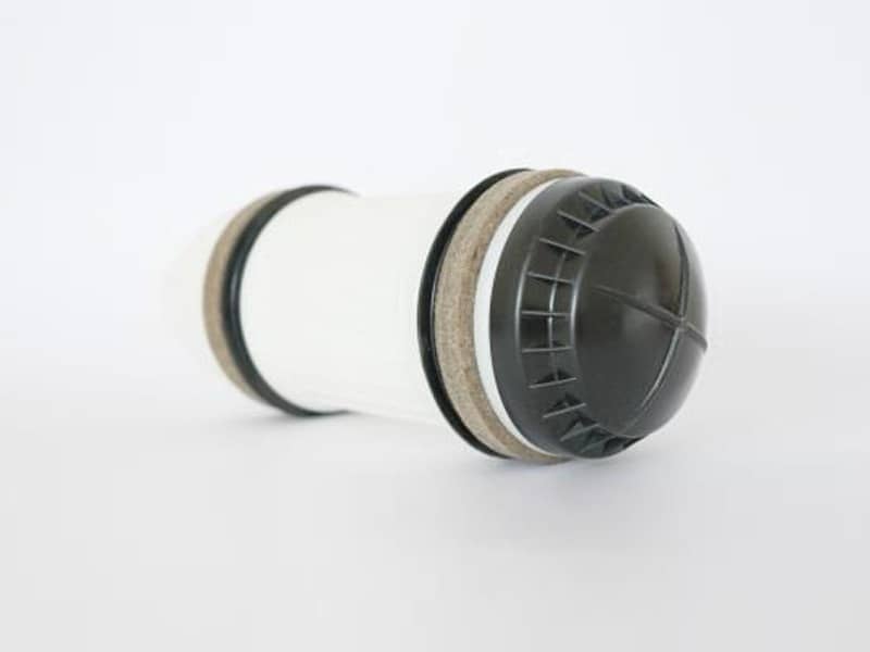 Контейнер (капсула) для пневмопочты с винтовой крышкой, войлочными и резиновыми уплотнительными кольцами